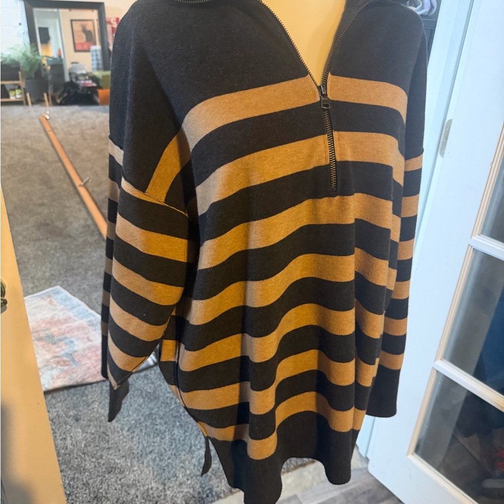 Free people pull over